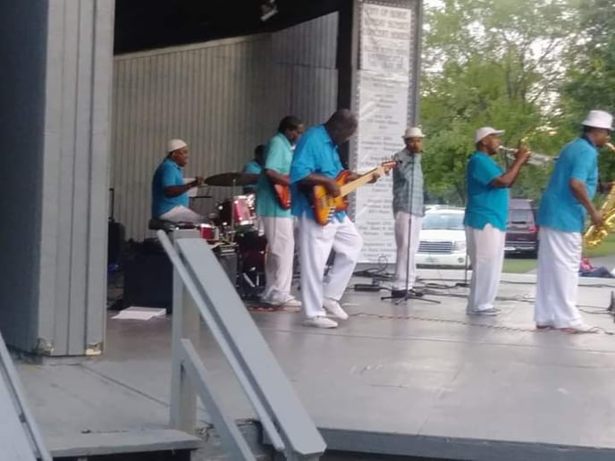 Gallery photo 3 of Rise Band And Show