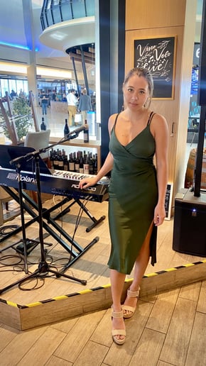 Gallery photo 2 of Rising McDowell, Classical Pianist