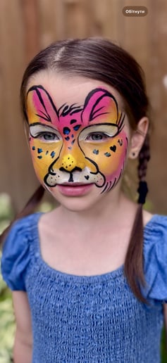 Gallery photo 1 of Rita’s Facepainting