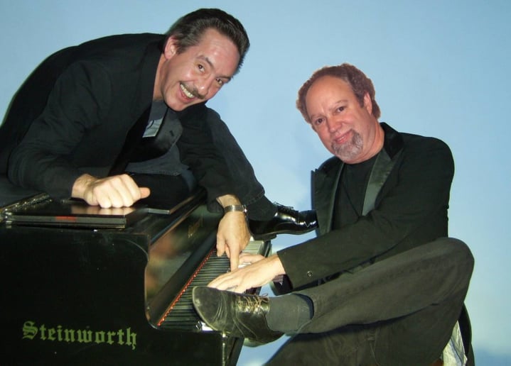Gallery photo 12 of River Rats Dueling Pianos