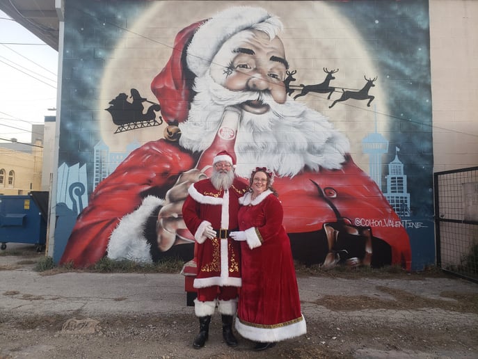 Gallery photo 7 of Riverwalk Santa