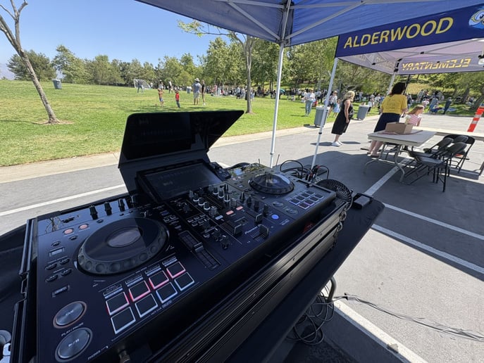 Gallery photo 4 of rkane Mobile DJ Services