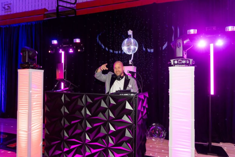 Gallery photo 2 of rkane Mobile DJ Services