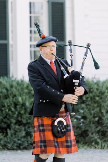 Gallery photo 7 of Bagpiper: Robert Mitchell
