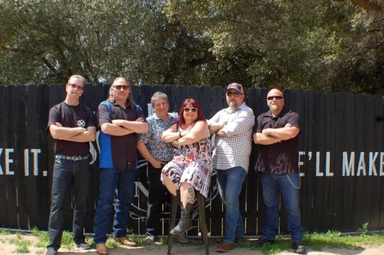 Gallery photo 1 of RoadKats