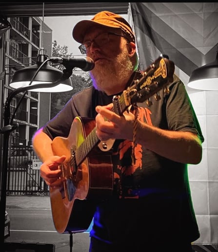 Gallery photo 1 of Rob Hutten