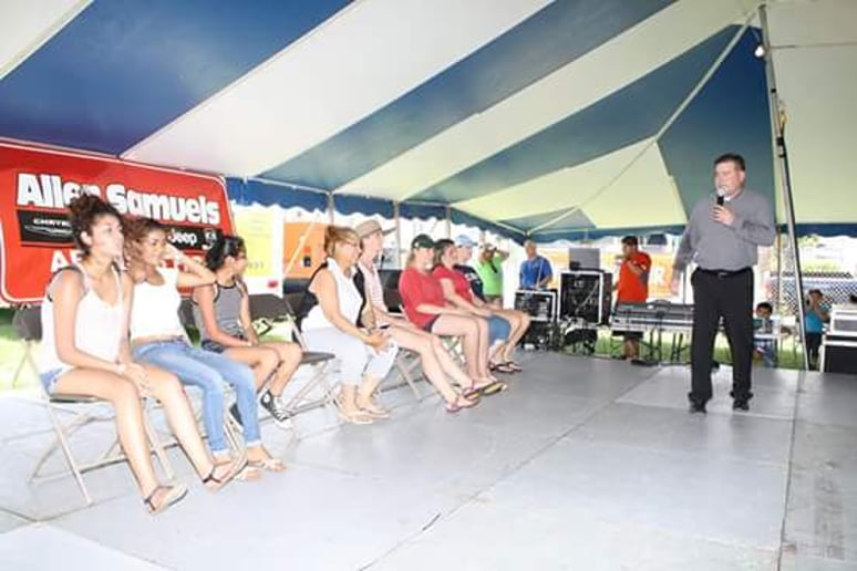 Gallery photo 2 of Joseph Roberts Comedy Hypnotist