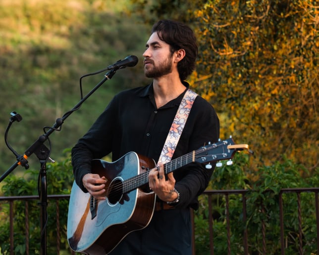 Gallery photo 6 of Robbie Dean Music