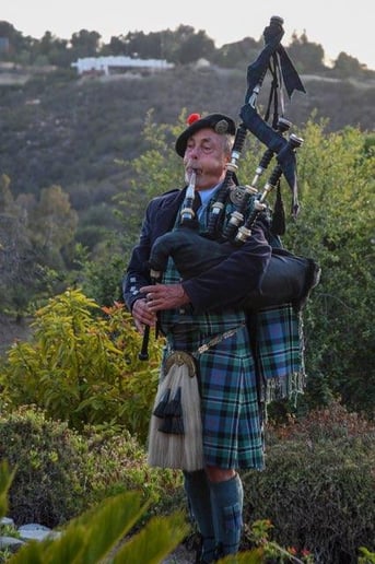 Gallery photo 8 of Robert Burns, Bagpiper