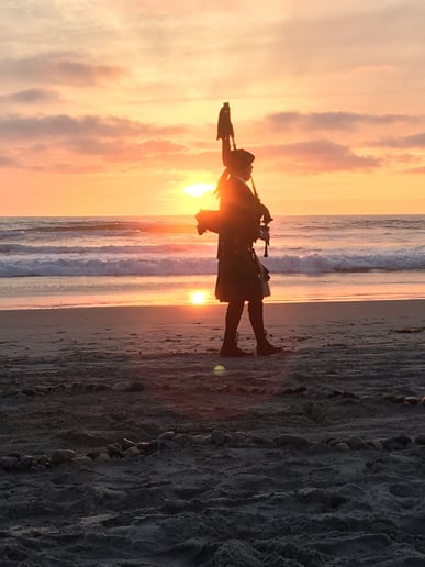 Gallery photo 9 of Robert Burns, Bagpiper