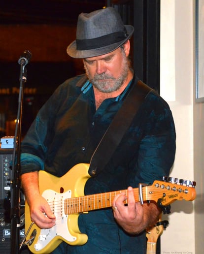 Gallery photo 5 of Robert Hill Band