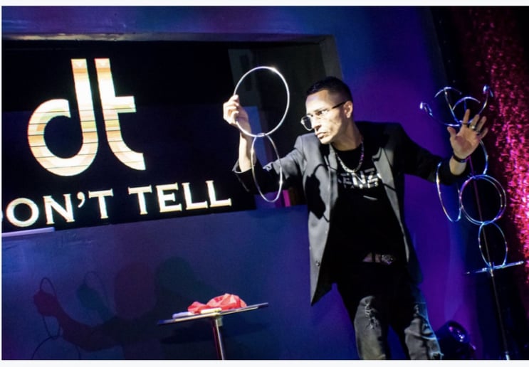 Gallery photo 6 of Robert John Magic