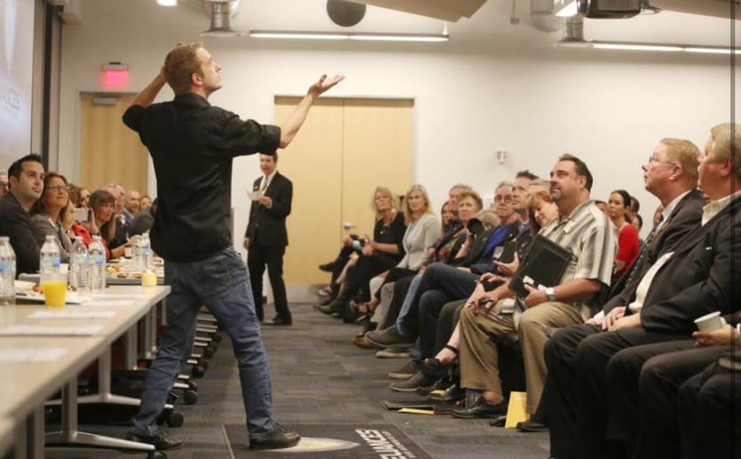 Gallery photo 6 of Robert Ray Magic
