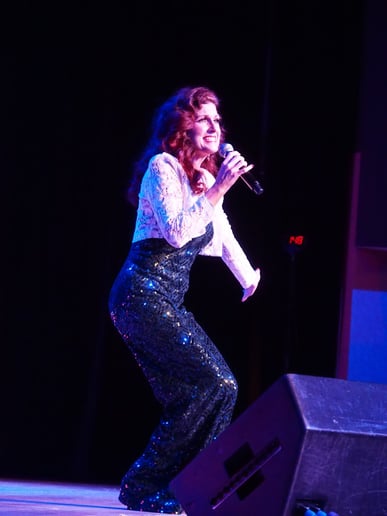 Gallery photo 3 of Robin Kelly - Tribute to Karen & Richard Carpenter