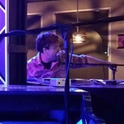 Gallery photo 2 of Rock em Sock em Pianos