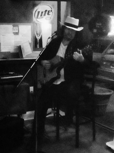 Gallery photo 1 of Rockin' Randall