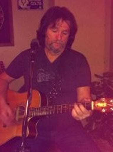 Gallery photo 2 of Rockin' Randall