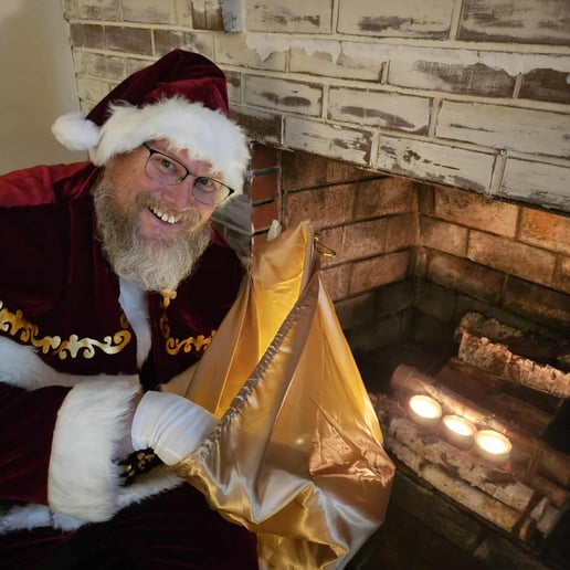 Gallery photo 3 of Rocking Rick St. Nick of the South