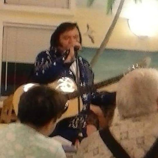 Gallery photo 4 of Rocking Roy Gaddy