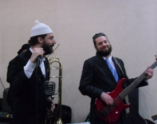 Gallery photo 3 of Rocking Simchas
