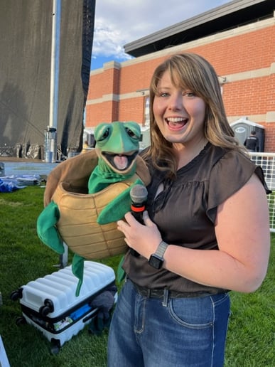 Gallery photo 4 of Meghan Casey - Ventriloquist