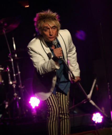Gallery photo 3 of Rod Stewart Tribute Artist Vic Vaga