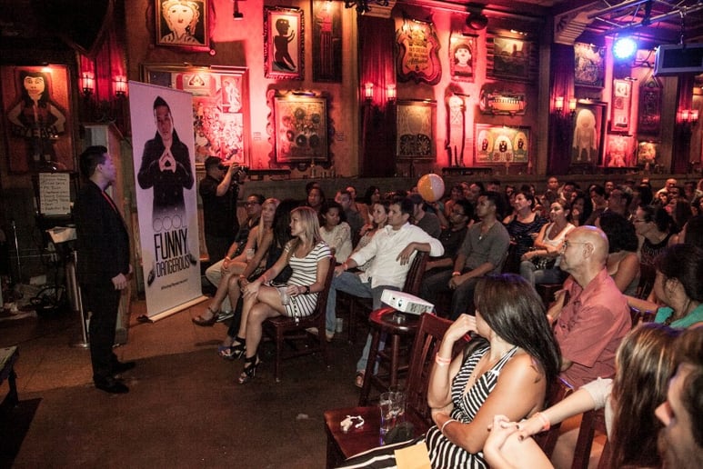 Gallery photo 4 of Rodney Reyes Live