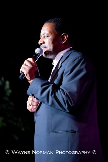 Gallery photo 1 of Roger Tucker & 3/4 Step