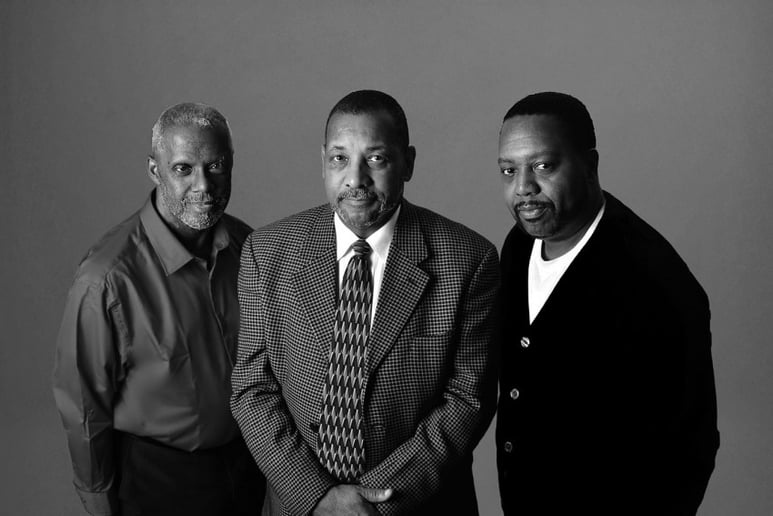 Gallery photo 2 of Roger Tucker & 3/4 Step