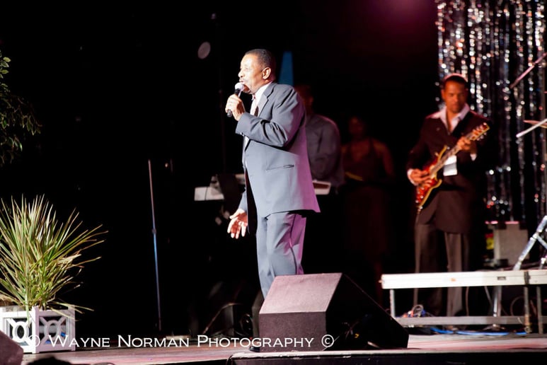 Gallery photo 3 of Roger Tucker & 3/4 Step
