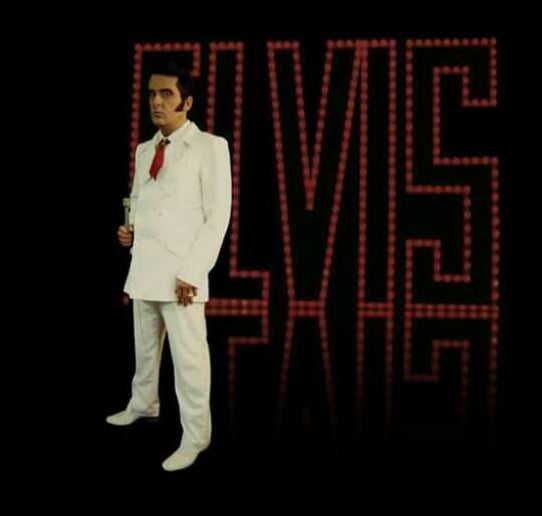 Gallery photo 5 of Roger's Tribute to Elvis Presley