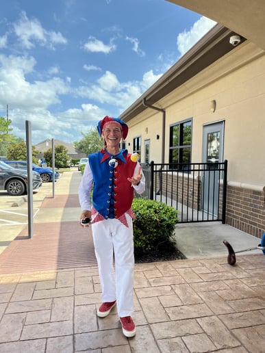 Gallery photo 10 of Roly The Entertainer