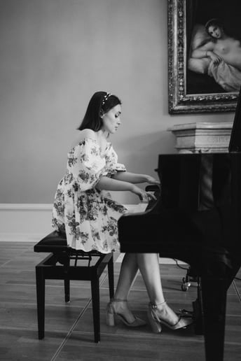 Gallery photo 2 of Romantic Classical Piano