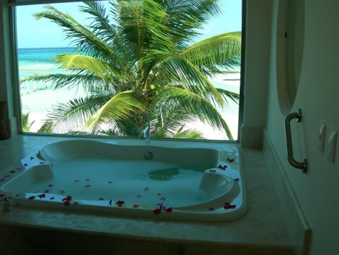 Gallery photo 3 of Romantics Travel