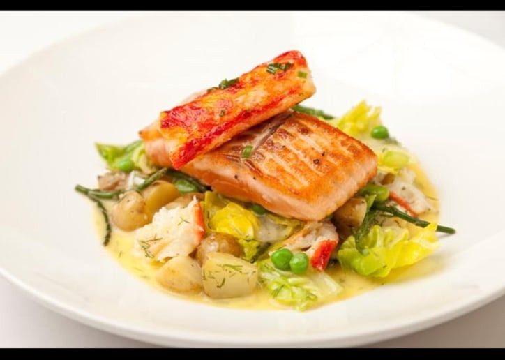 Gallery photo 4 of RomarioS Dining Experience