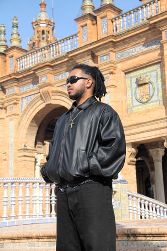 Gallery photo 7 of Romeo B