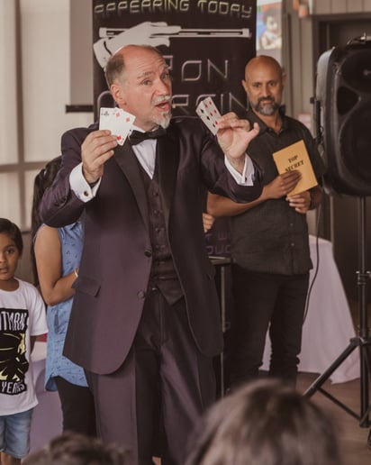 Gallery photo 1 of Ron Martin Mentalist and Magician