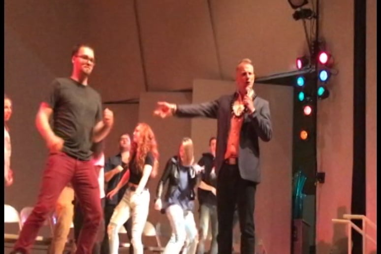Gallery photo 8 of Ron Soderstrom's  Paradise Hypnosis Show