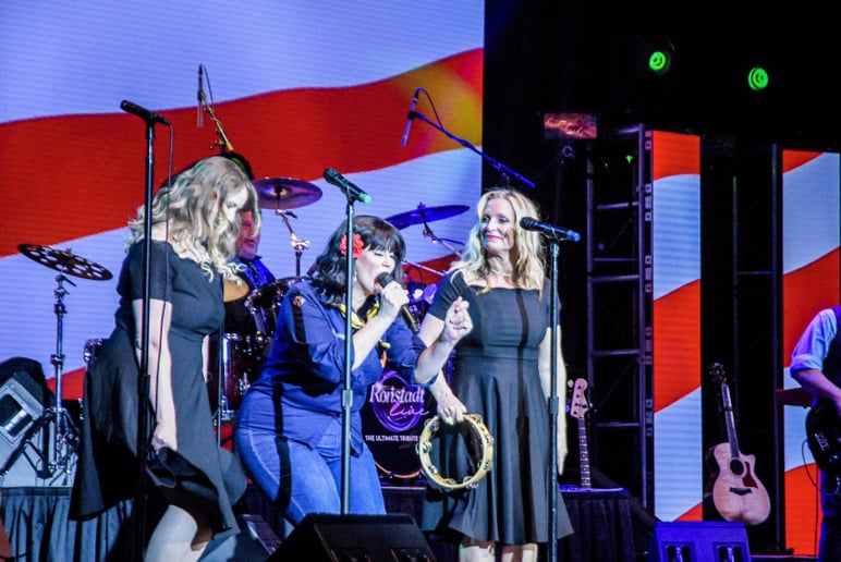 Gallery photo 1 of Ronstadt.live