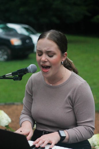 Gallery photo 4 of RW Music
