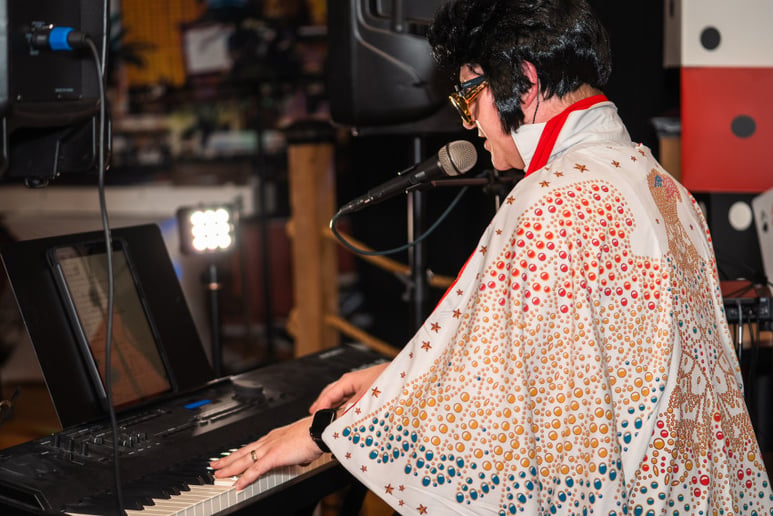 Gallery photo 12 of Rory Bolton Pianist
