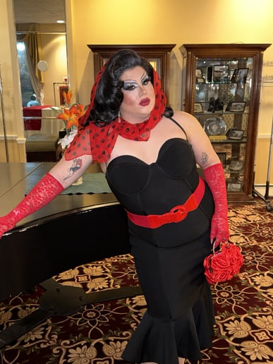 Gallery photo 1 of Rosa De La Cruz