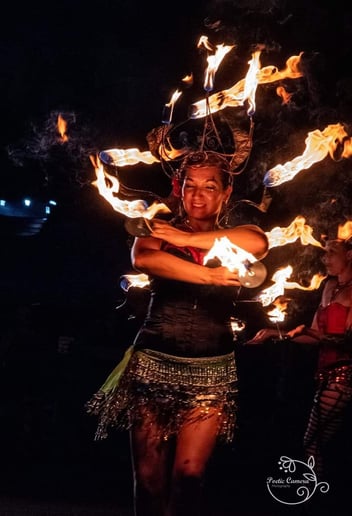 Gallery photo 3 of Rosa Del Fuego