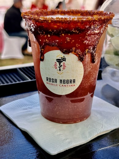 Gallery photo 9 of Rosa Negra Mobile Cantina