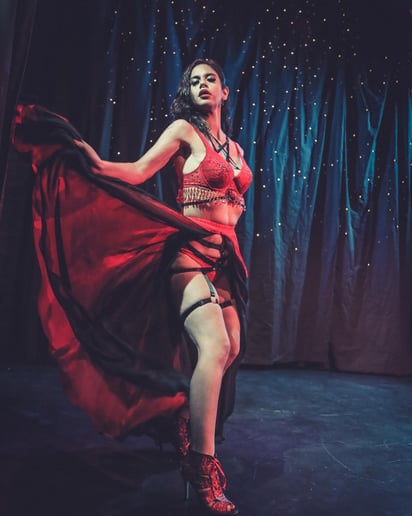 Gallery photo 1 of Rosa Robada