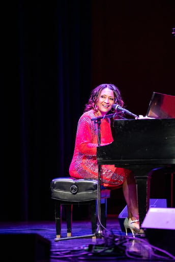 Gallery photo 13 of Rosalin Pugh