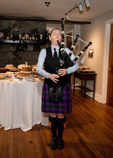 Gallery photo 5 of Rosalind Buda, Bagpiper