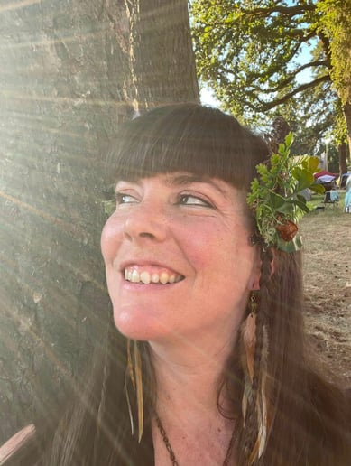 Gallery photo 14 of Mother Tree Tarot