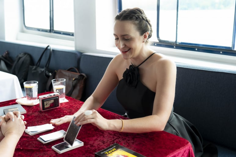 Gallery photo 8 of Rosemary Reid - Toronto's Female Magician