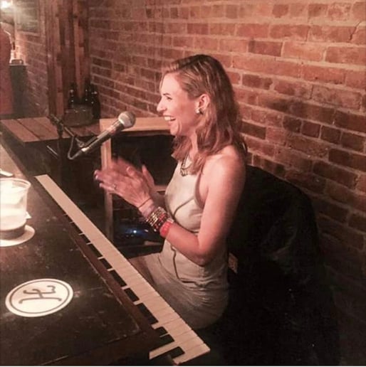Gallery photo 1 of Rosie Hays- Custom Piano Music